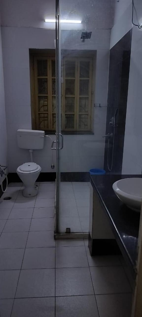 Ywca Gallway Guest House Колката Екстер'єр фото